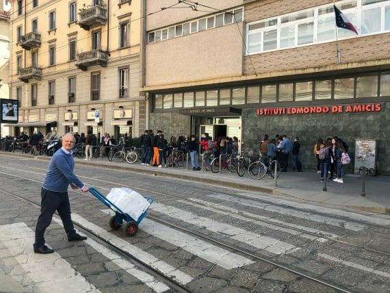 Claudio Crippa di Nadar Srl consegna in tutta Milano